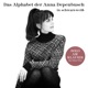 Das Alphabet der Anna Depenbusch in Schwarz Weiß Solo am Klavier