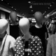 FASHION SHOW IN PARIS Single