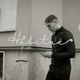 Habitué Single