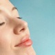 POR TUS LABIOS Single