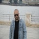 Uzaqlarda Single