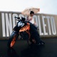 Incompleto Single