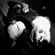 platinblondes mädchen Single