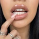 Lips Single